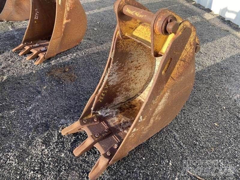 CAT 420mm Benne