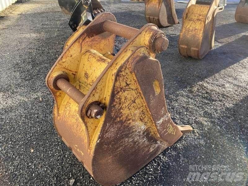 CAT 420mm Benne