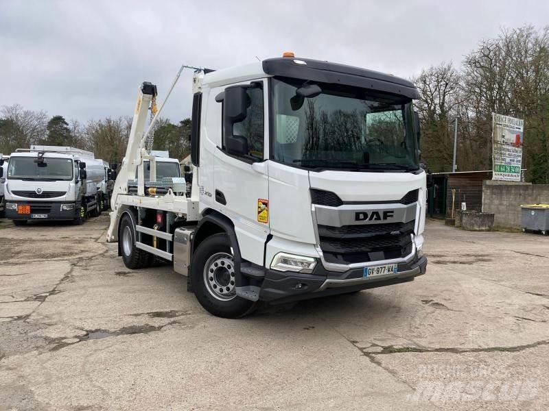 DAF XD Camion con cassone scarrabile