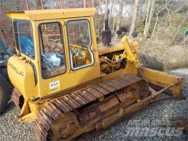 CAT D4D Dozer cingolati