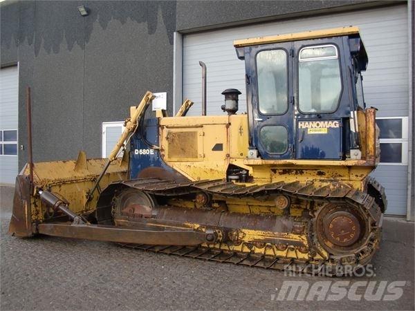 Hanomag D680E Dozer cingolati