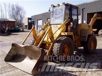 JCB 410 Pale gommate