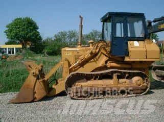 Komatsu D53S Pale cingolate
