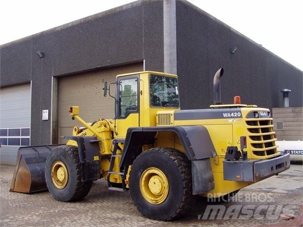 Komatsu WA420-3H Pale gommate