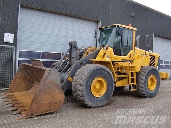 Volvo L150F Pale gommate