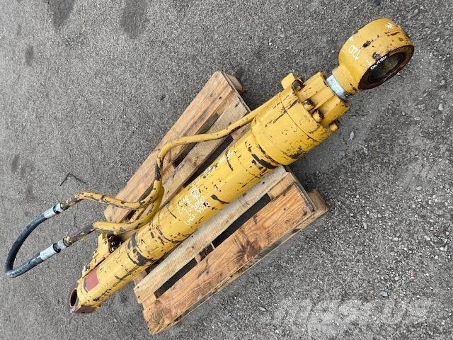 CAT 330 c , l-2060mm Componenti idrauliche