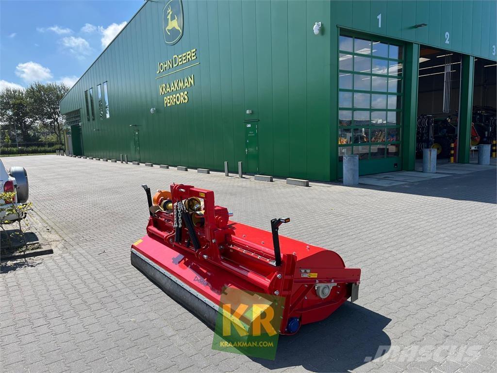 Dücker UM Falciatrici/cimatrici per pascoli