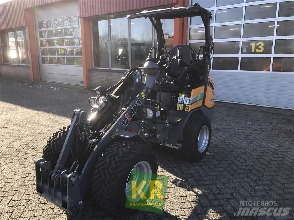 GiANT G2200E Pale frontali e scavatori