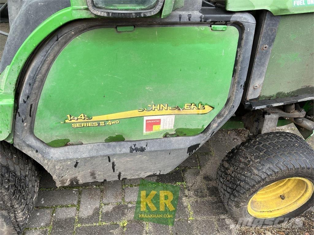 John Deere 1445 Tosaerba professionali rough, trim e surrounds