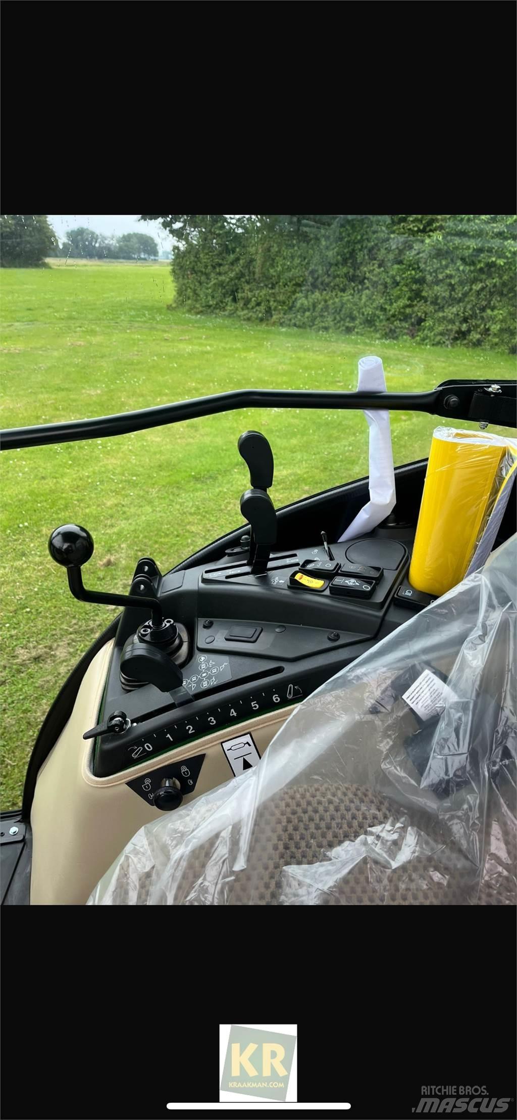 John Deere 2032R Trattori compatti