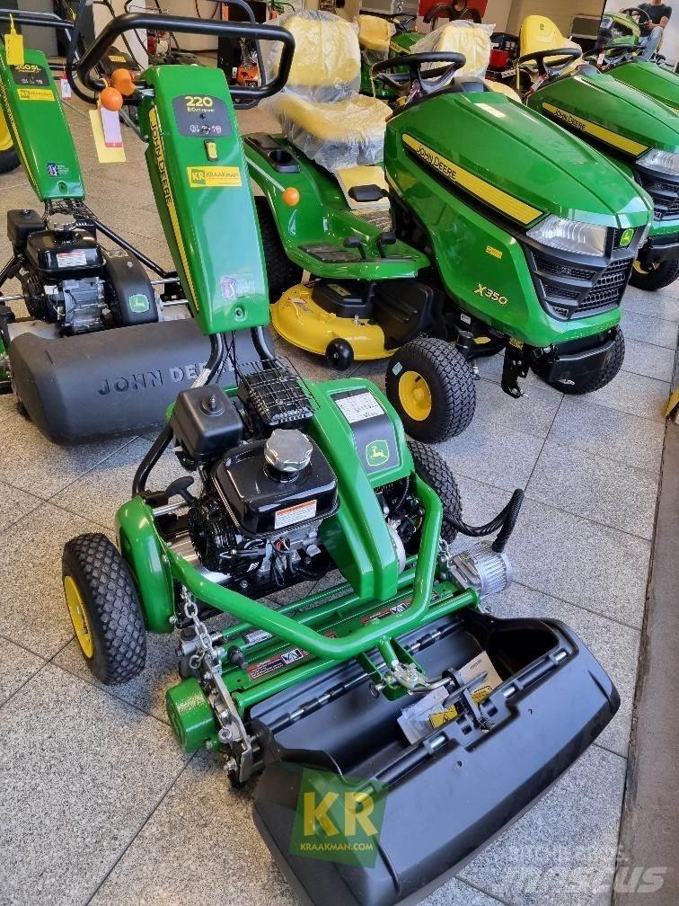 John Deere 220 Testate per mietitrebbie