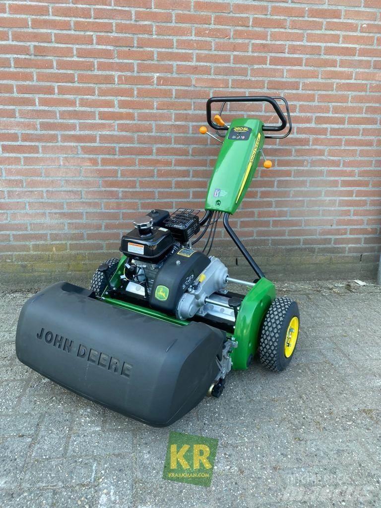 John Deere 260 Tosaerba per il green