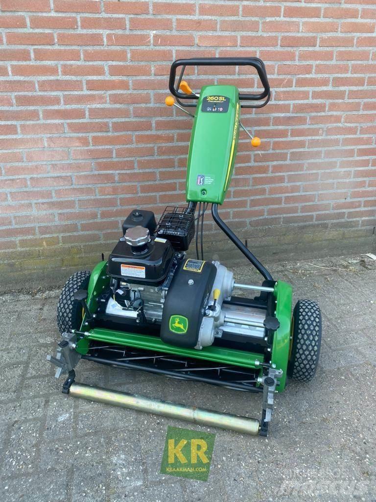 John Deere 260 Tosaerba per il green