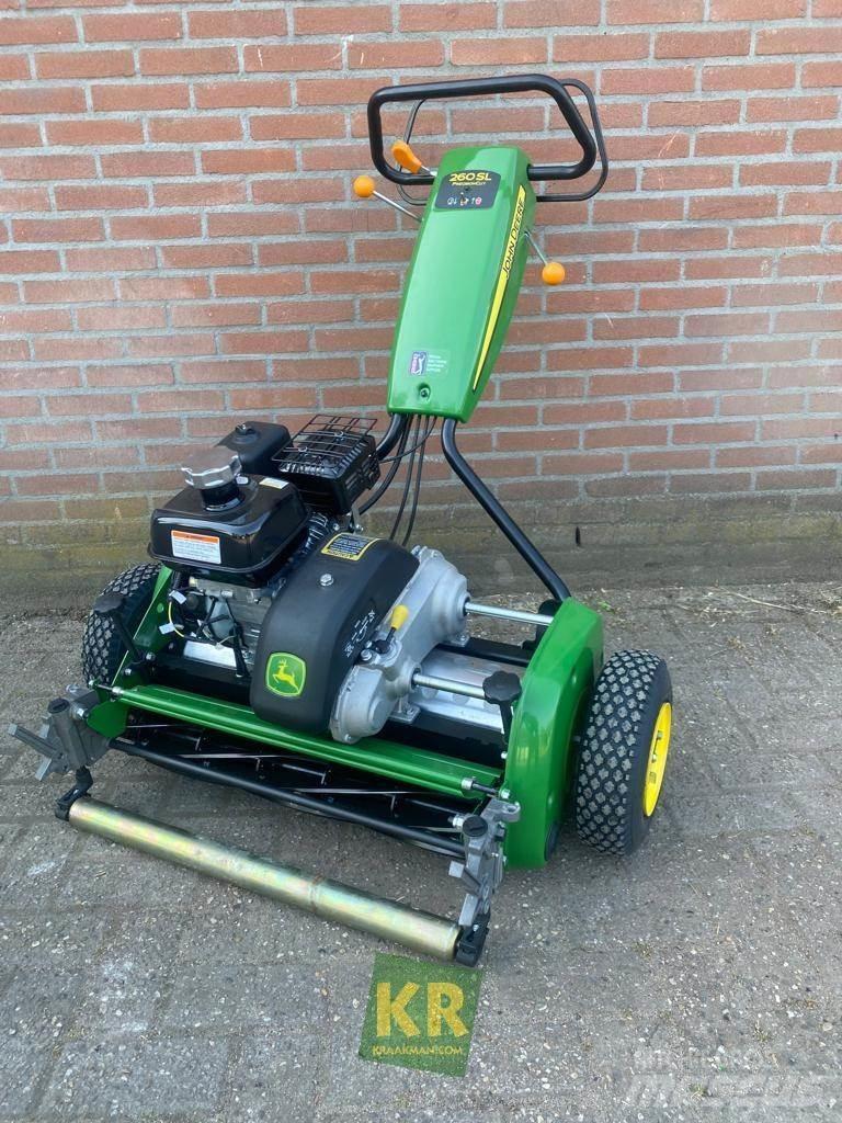 John Deere 260 Tosaerba per il green