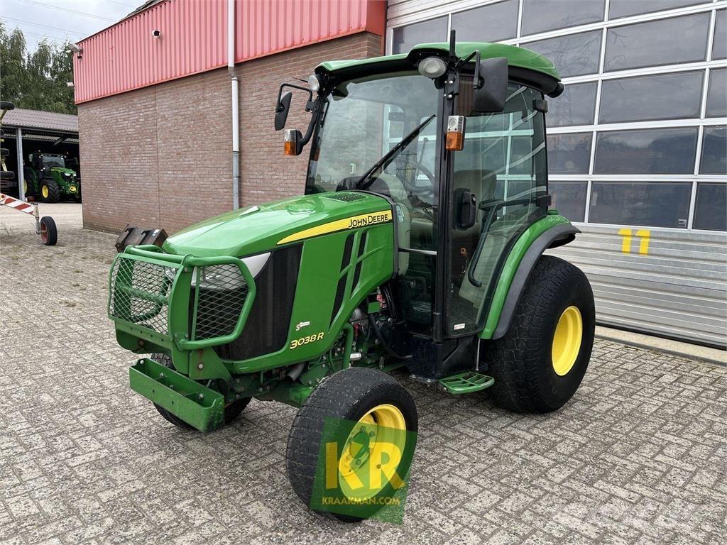 John Deere 3038R Trattori compatti