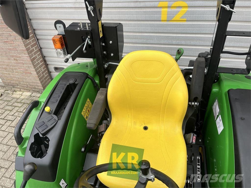 John Deere 4049M Trattori compatti