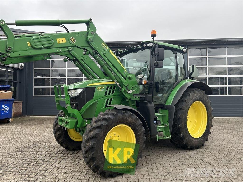 John Deere 6110R Trattori