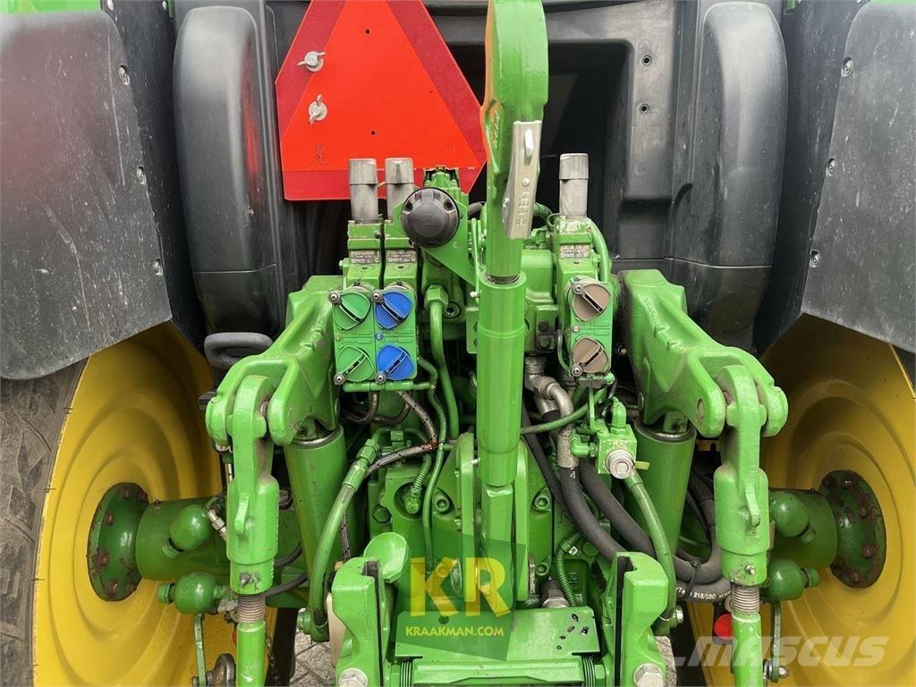John Deere 6115R Trattori