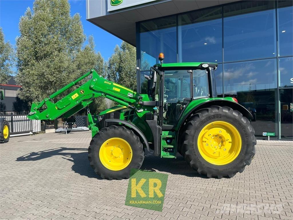 John Deere 6120M Trattori