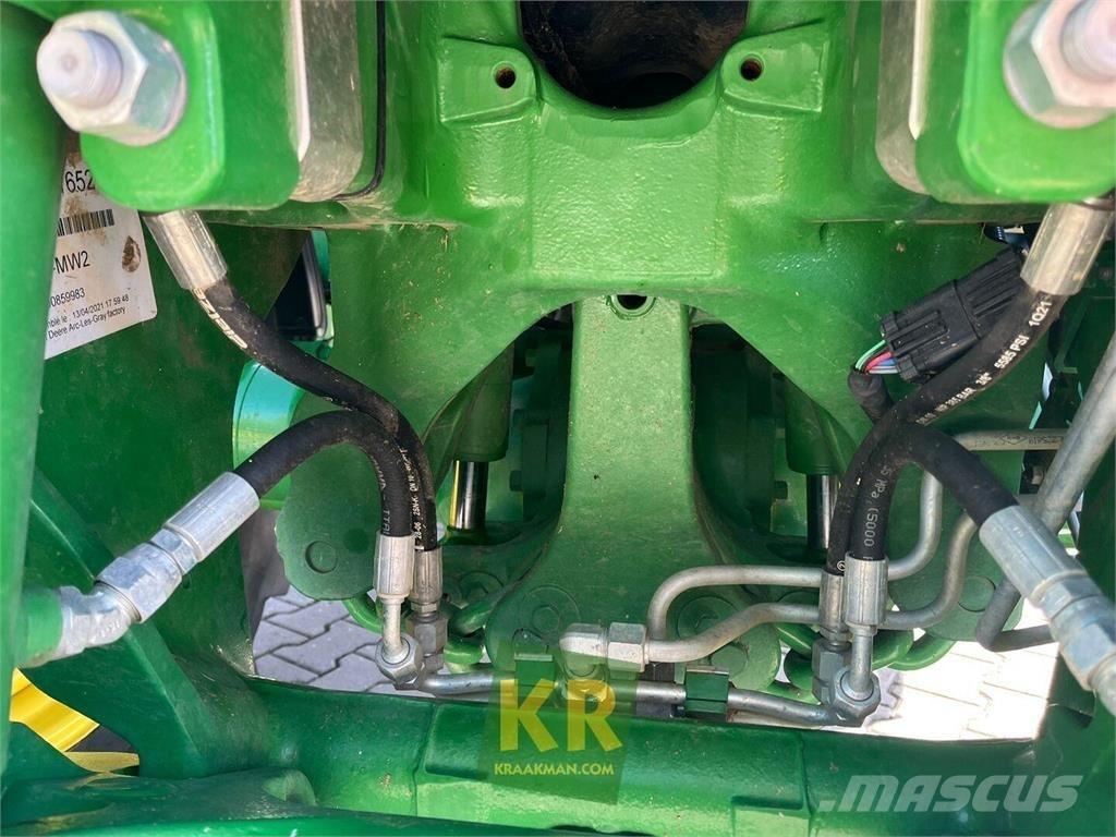 John Deere 6120M Trattori