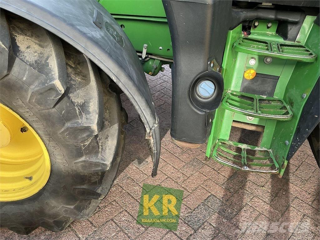 John Deere 6130R Trattori