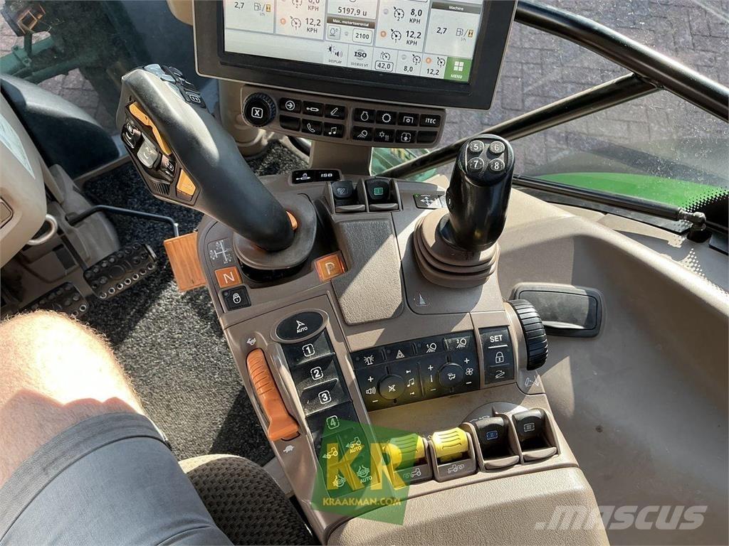 John Deere 6130R Trattori