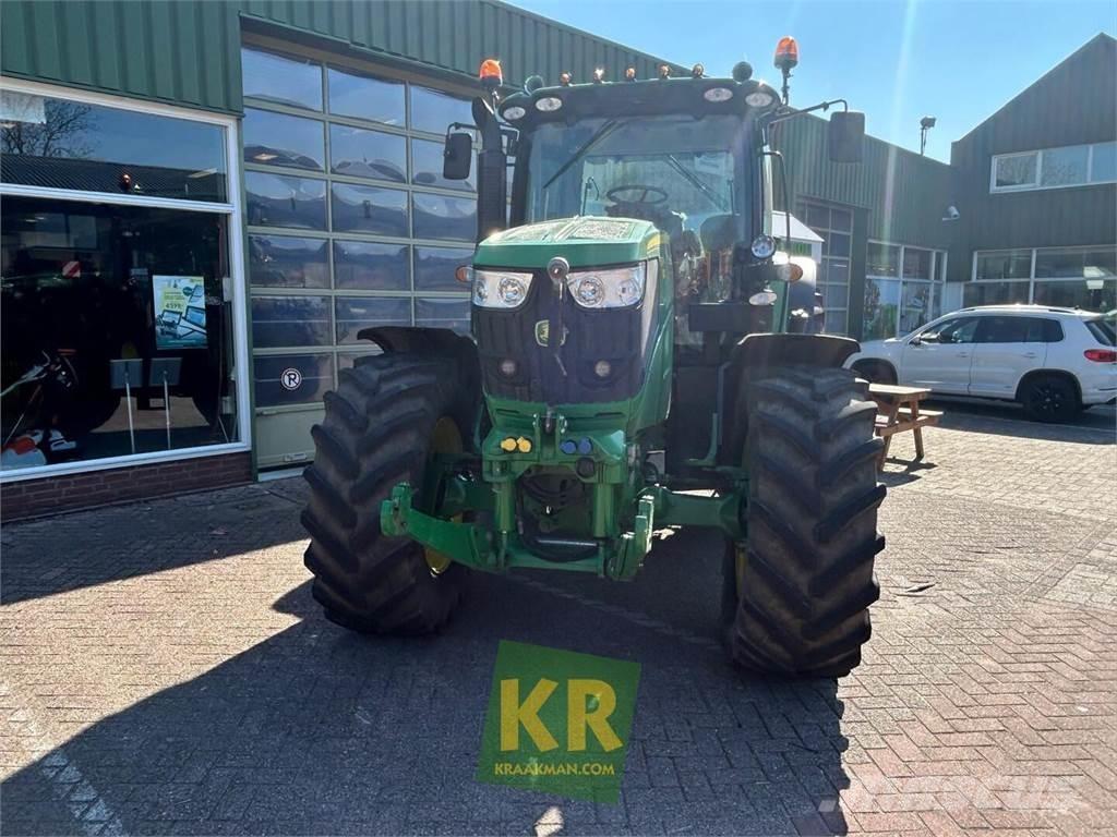 John Deere 6150R Trattori