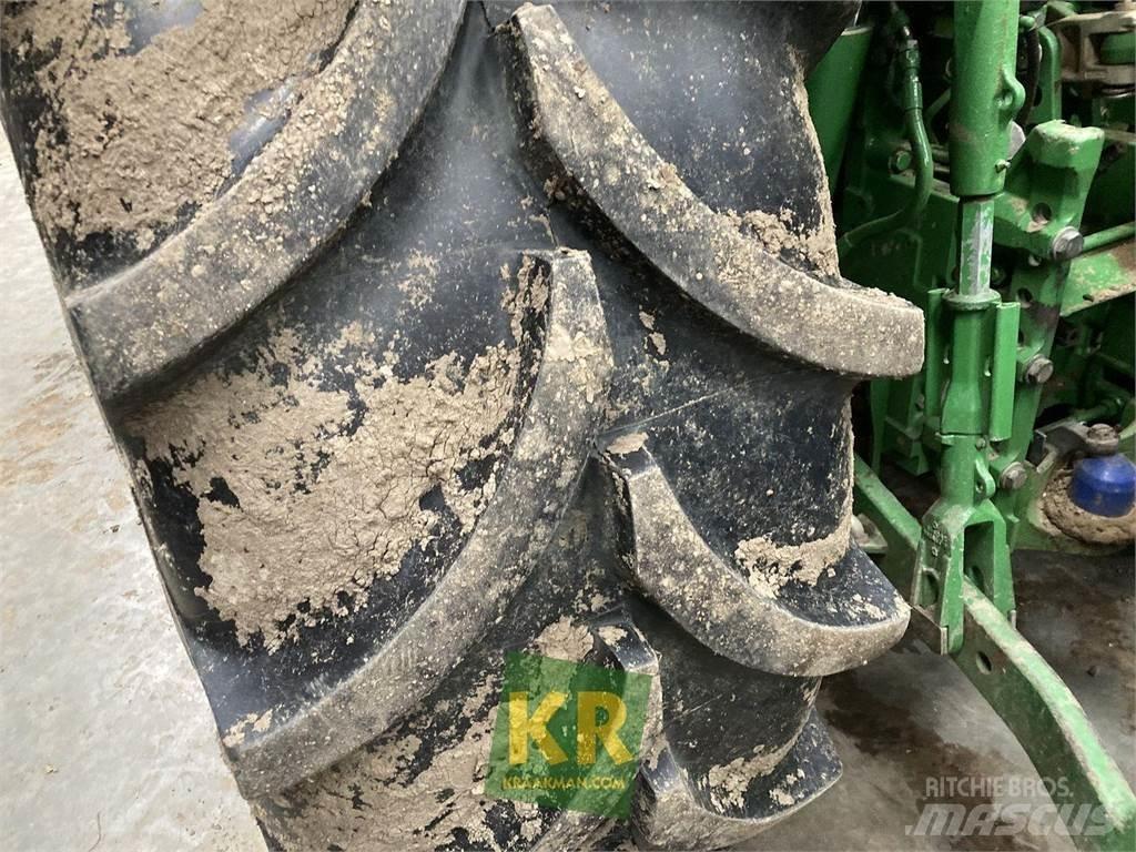 John Deere 6155R Trattori