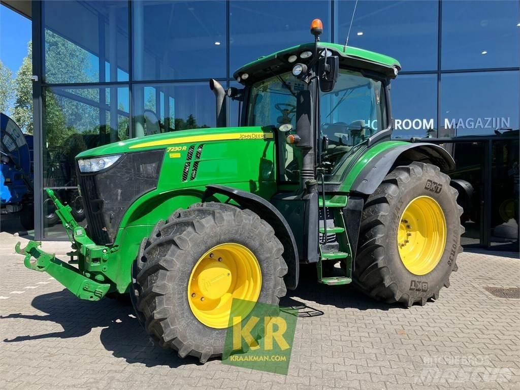 John Deere 7230R Trattori