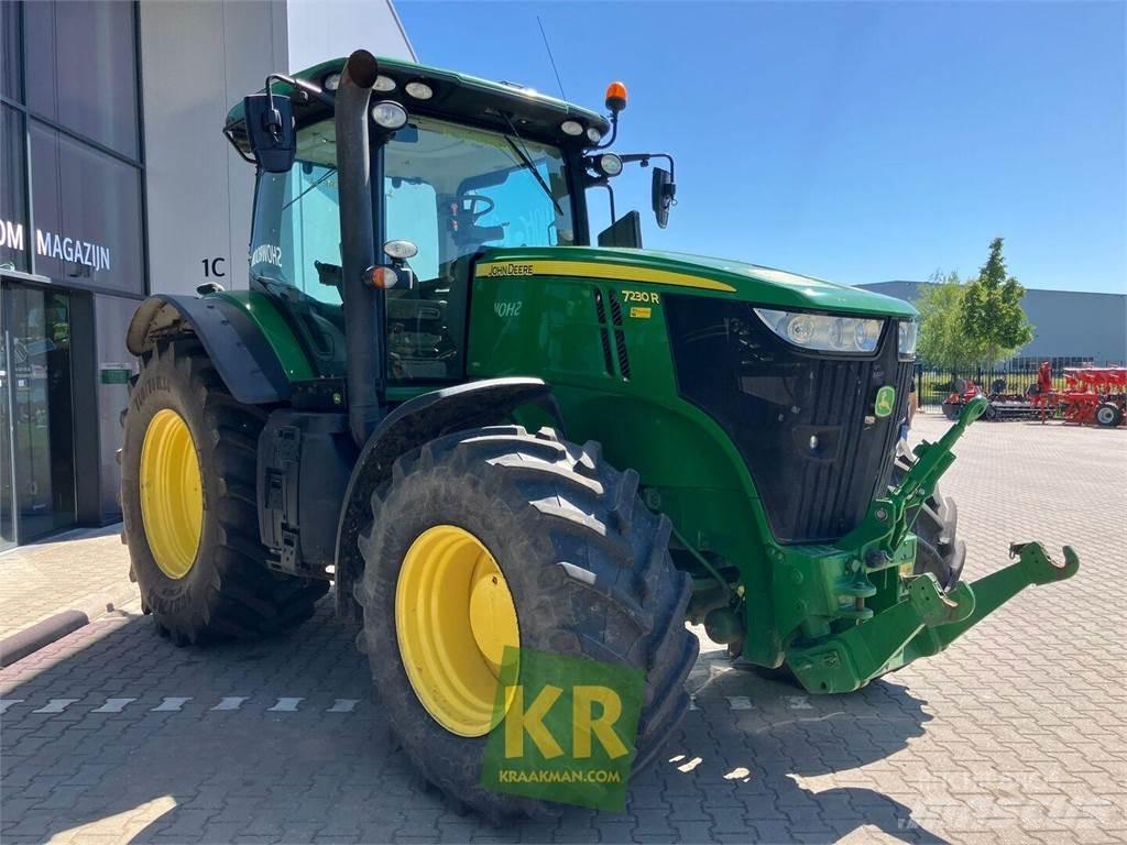 John Deere 7230R Trattori