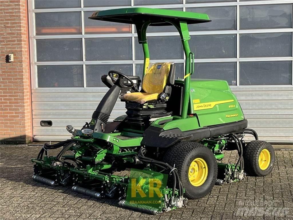 John Deere 8700A Tosaerba per il green