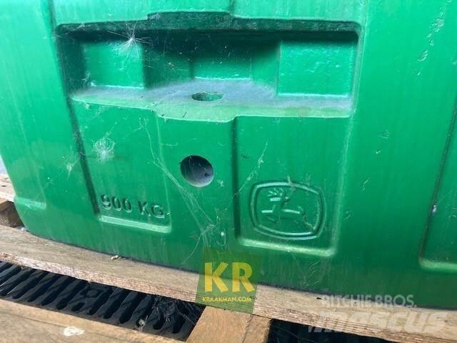John Deere 900 kg Zavorre anteriori