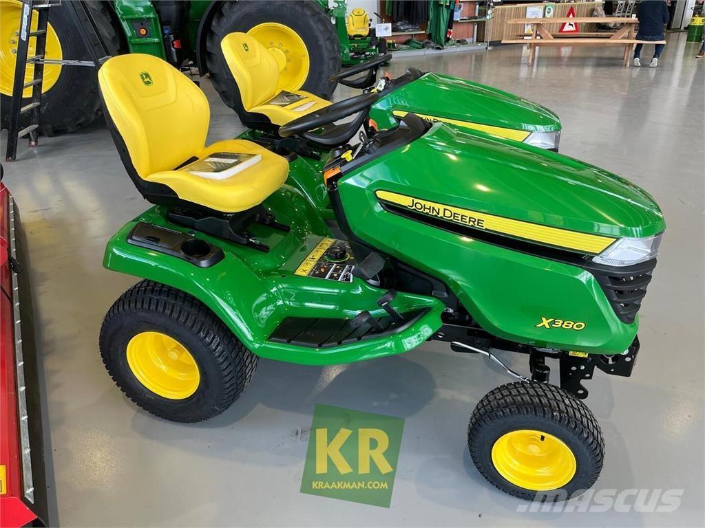 John Deere X380 Trattorini tagliaerba