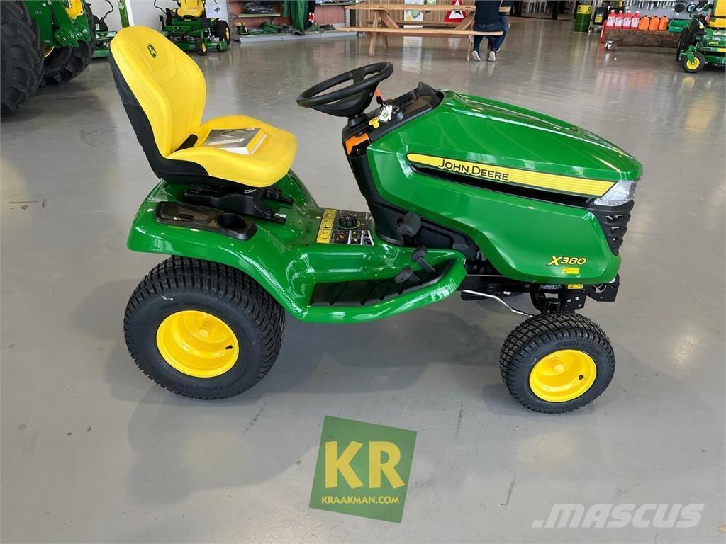 John Deere X380 Trattorini tagliaerba