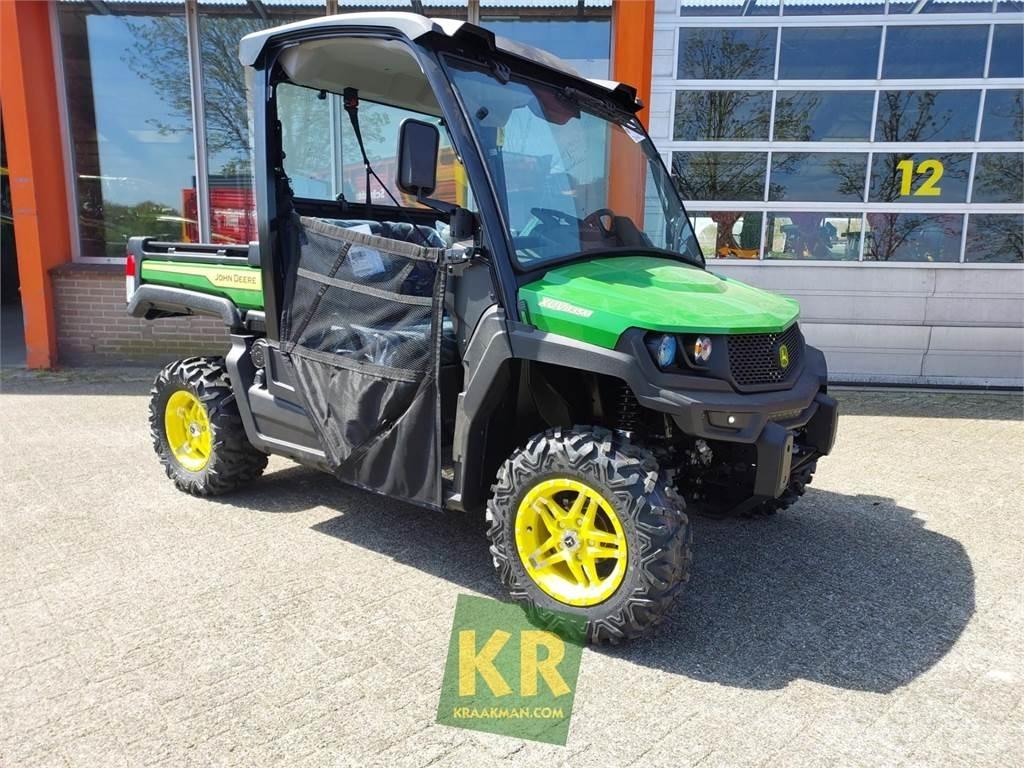 John Deere XUV835M ATV