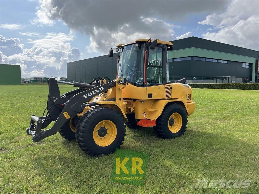 Volvo L30HS Pale gommate