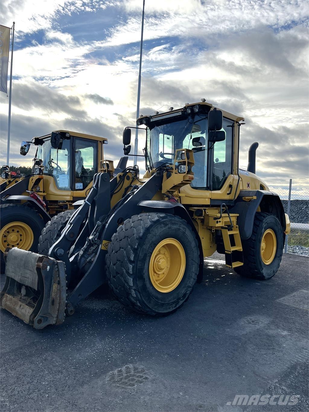 Volvo L60G Pale gommate