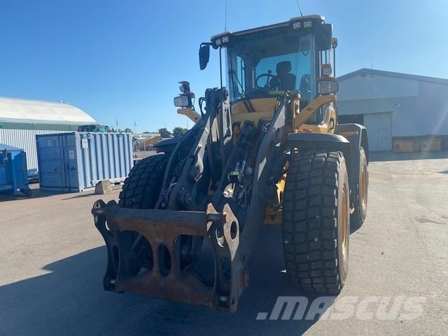 Volvo L60H Pale gommate