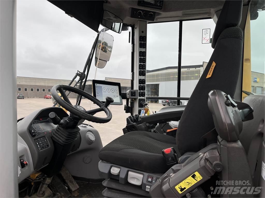 Volvo L60H Pale gommate