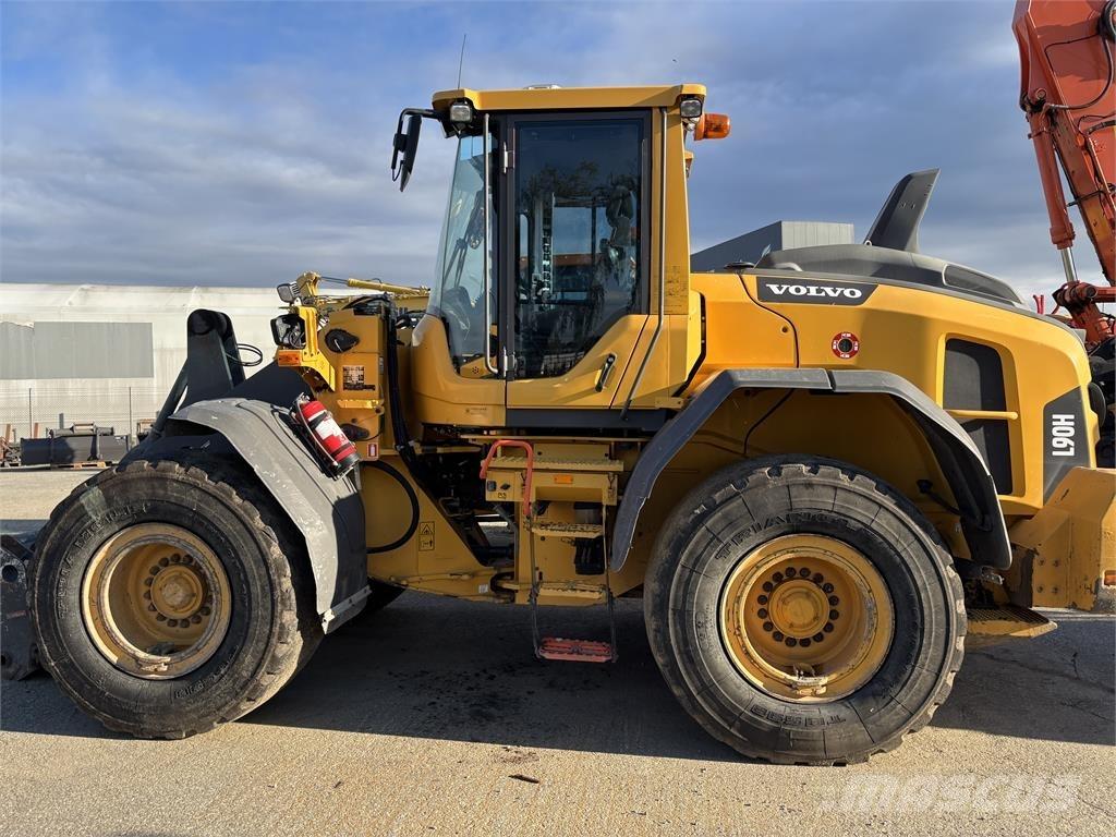 Volvo L90H Pale gommate