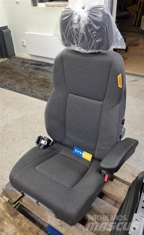 Volvo STOL Cabine e interni