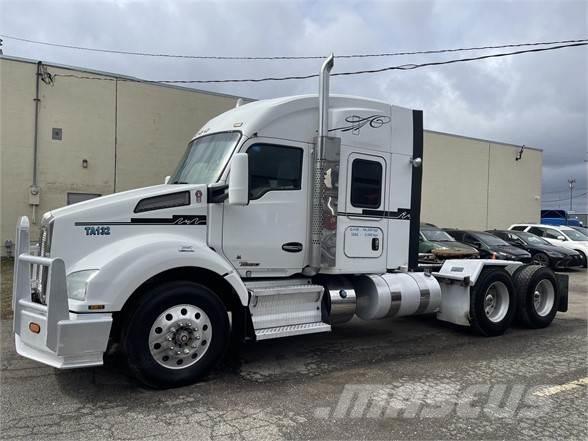Kenworth T880 Motrici e Trattori Stradali