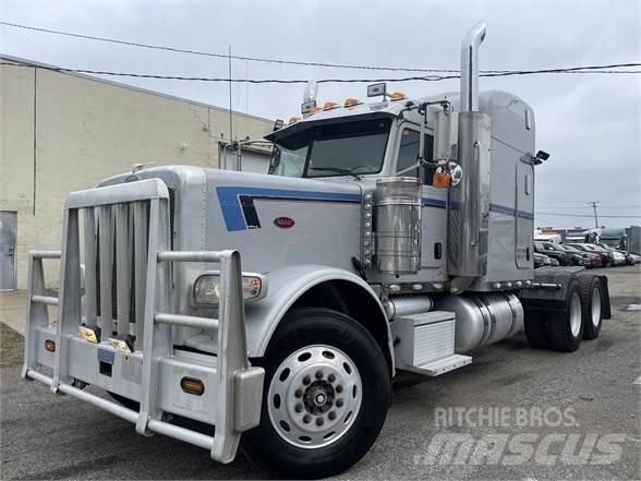 Peterbilt 388 Motrici e Trattori Stradali