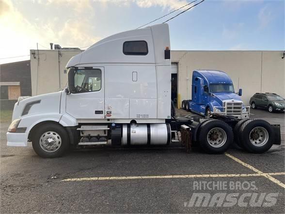 Volvo VNL64T670 Motrici e Trattori Stradali