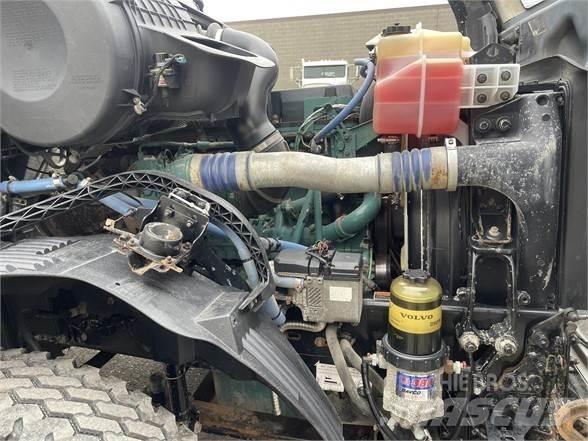 Volvo VNL64T730 Motrici e Trattori Stradali