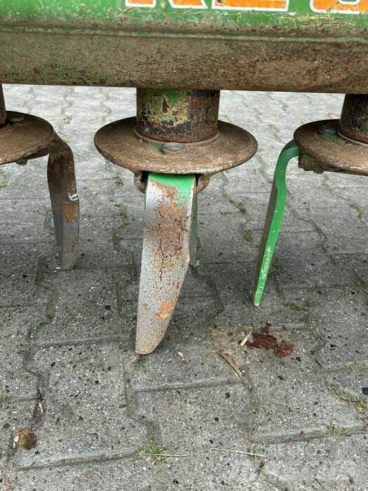 Amazone KE 302 Erpici rotanti e motozappe