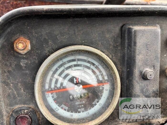 Case IH 844 S Trattori