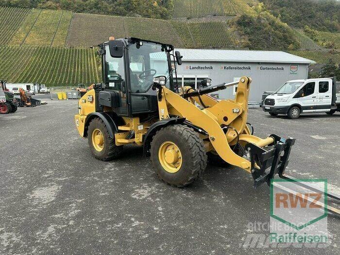CAT 907 Pale gommate