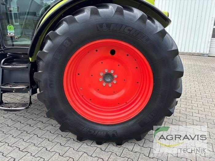 CLAAS ARION 410 CIS Trattori