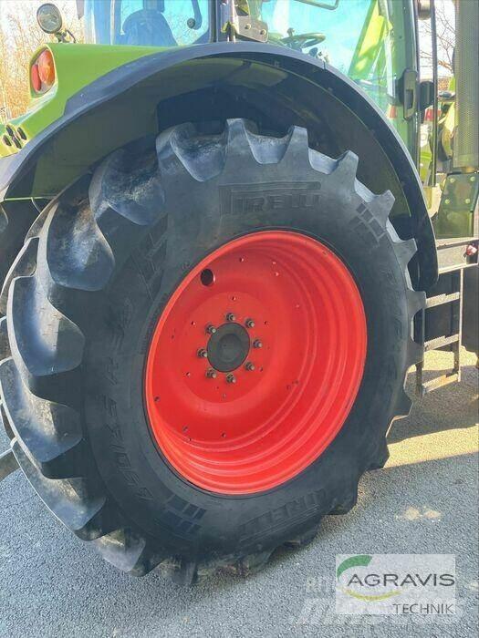 CLAAS ARION 540 CIS Trattori